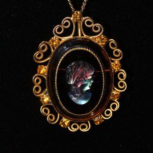 Vintage Celebrity NY Pendant Necklace